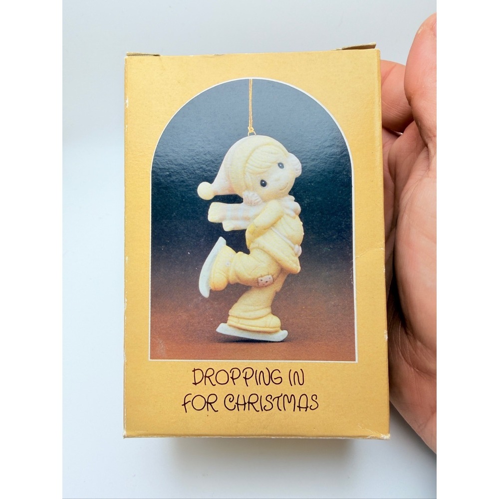 Precious Moments Dropping In For Christmas ornament E-2369 ice skates 1982